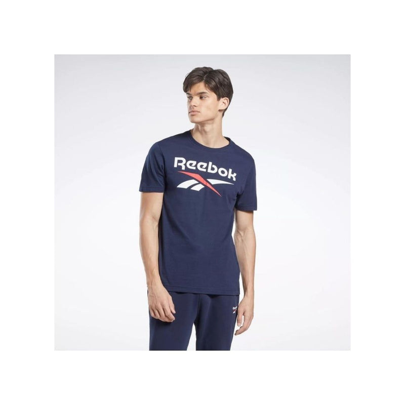 Save an Extra 40% Off Reebok Clothing from Shop Premium Outlets!