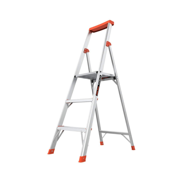 Up to 33% off Outdoor Fall Clean Up Tools Via Amazon