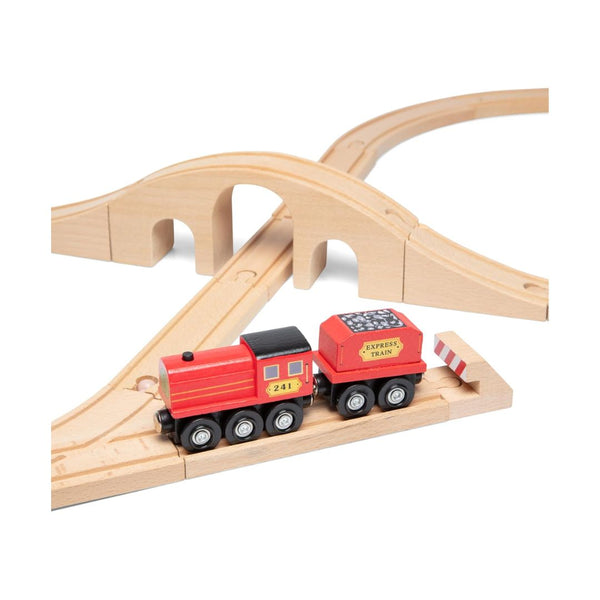 Melissa & Doug Classic Wooden Figure Eight Train Set (22 pcs)