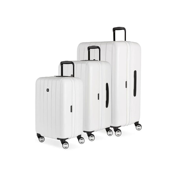 3-Pcs SwissGear Wanderlust Pro Lightweight Expandable Spinner