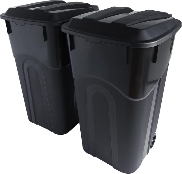 2 Pack United Solutions 32 Gallon Garbage Can