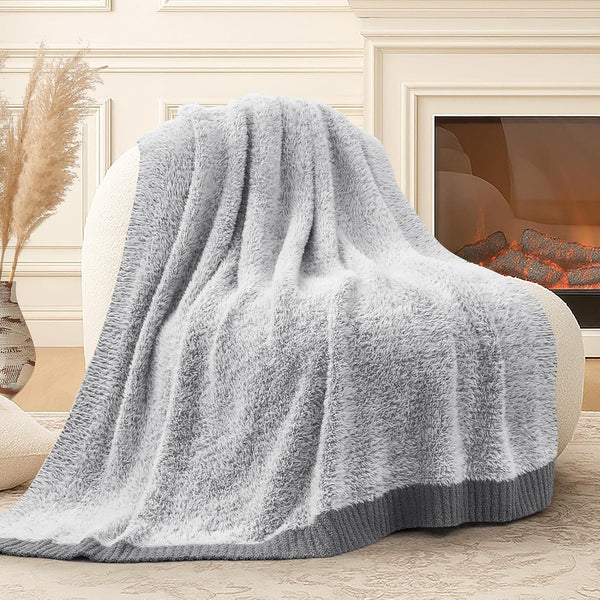 Amélie Home Soft Knit Plush Throw Blanket