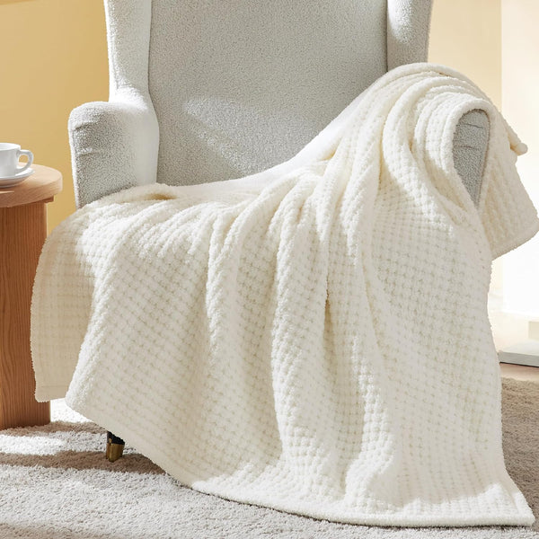 Bedsure Super Soft Throw Blanket