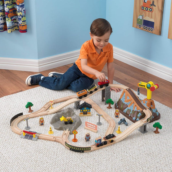 KidKraft Bucket Top Construction Wooden Train Set