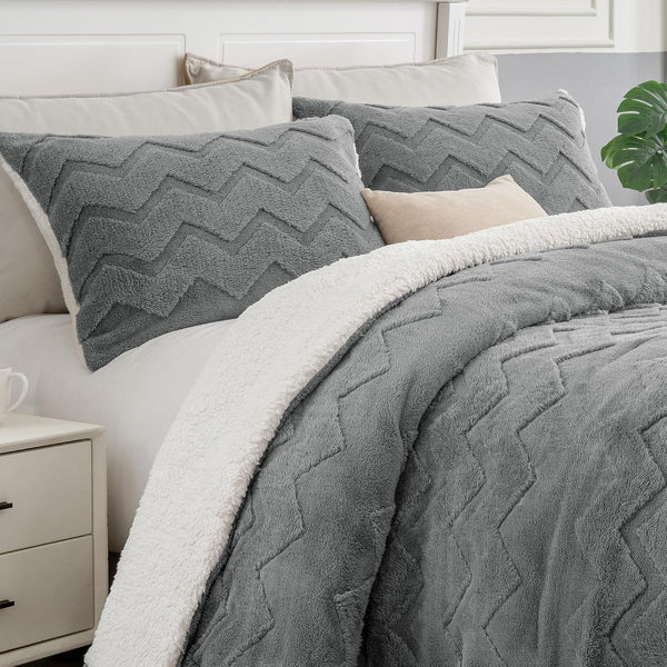 Sherpa Queen Comforter Set
