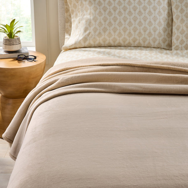Better Homes & Gardens Velvet Plush Soft Bed Blanket