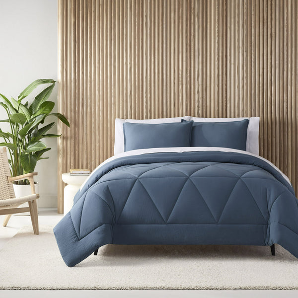 3-Piece Navy Reversible Easy Care Comforter Set, Full/Queen