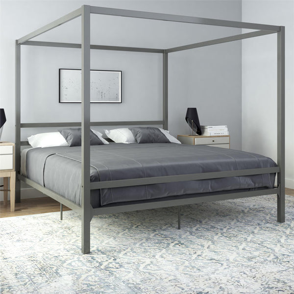 Isabelle & Max Mifflinville Canopy Bed