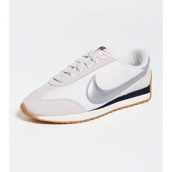 Women's Nike Sneakers for $60 & Under!