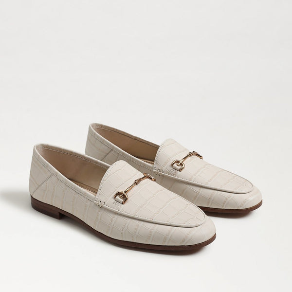 Save An Extra 25% Off Sam Edelman Sale Shoes & Sneakers!