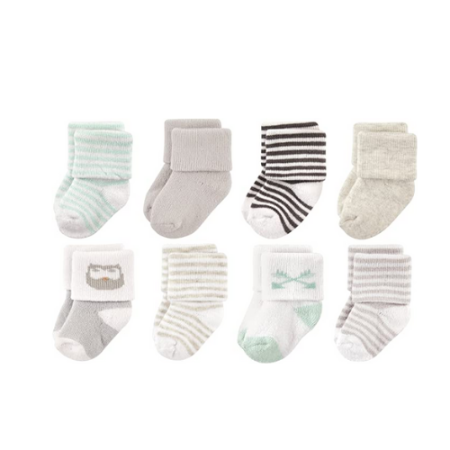 Luvable Friends Unisex Baby Newborn and Baby Terry Socks Via Amazon