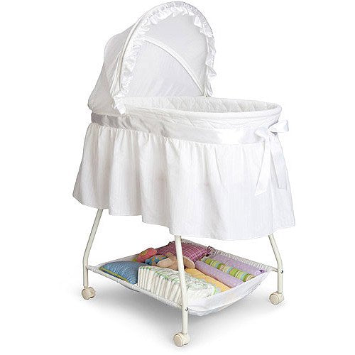 Delta Children Classic Sweet Beginnings Bassinet
Via Walmart